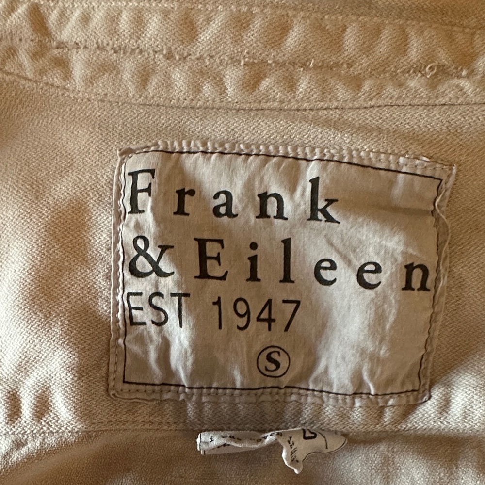Frank & Eileen LIGHT GREY Button Down Shirt - Picture 3 of 4